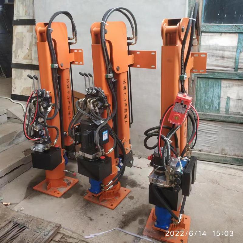 龙湖区重汽蓝牌随车吊 3.2吨 国六动力强 液压驱动 农用自卸起重机